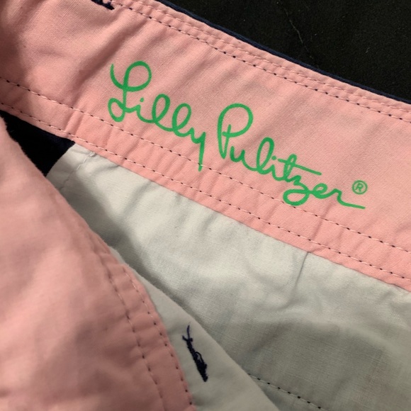 EUC—Lilly Pulitzer. Callahan Short. Size 6. - Picture 2 of 6